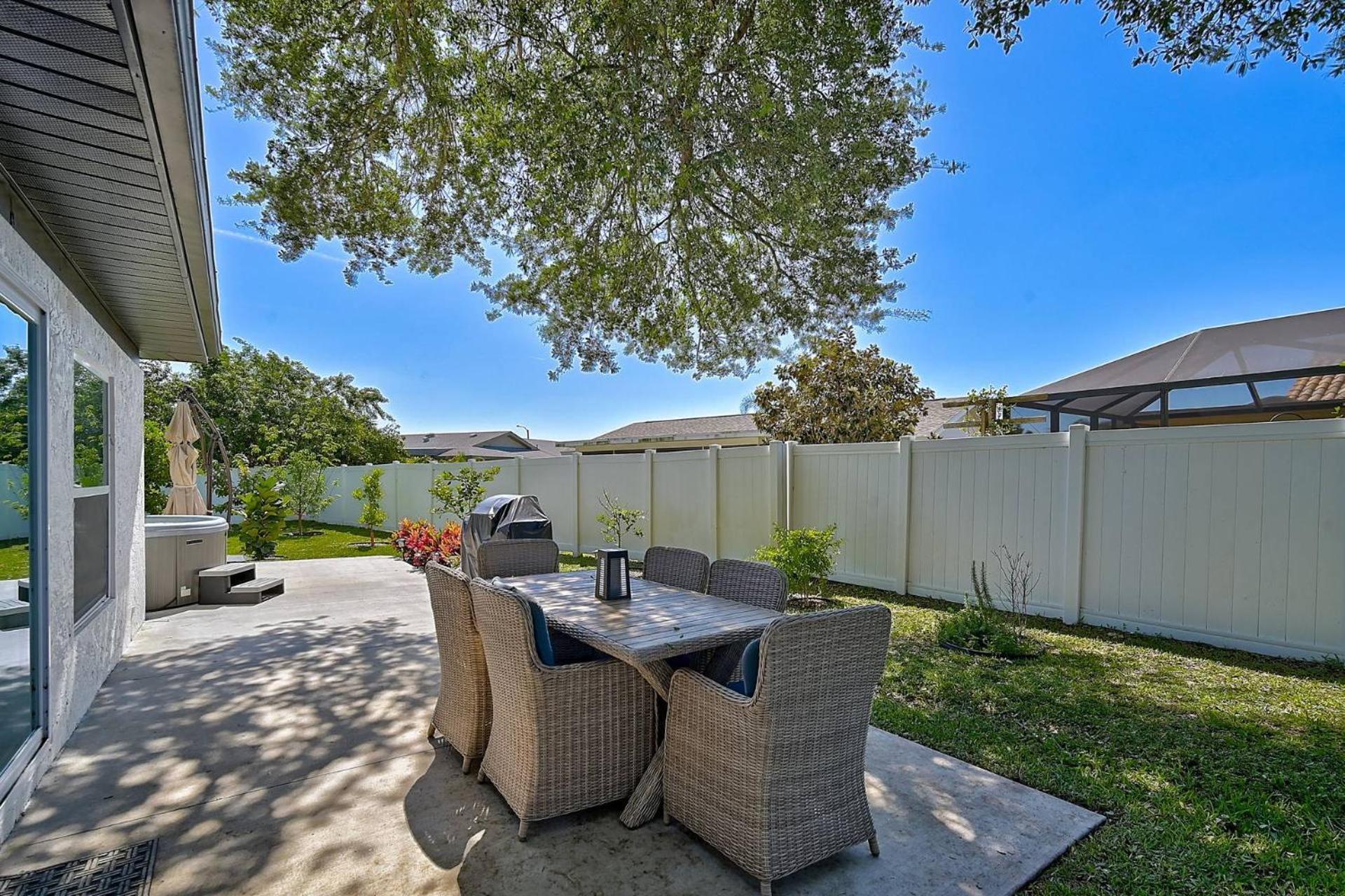 Villa Tranquil Breeze à Bradenton Extérieur photo