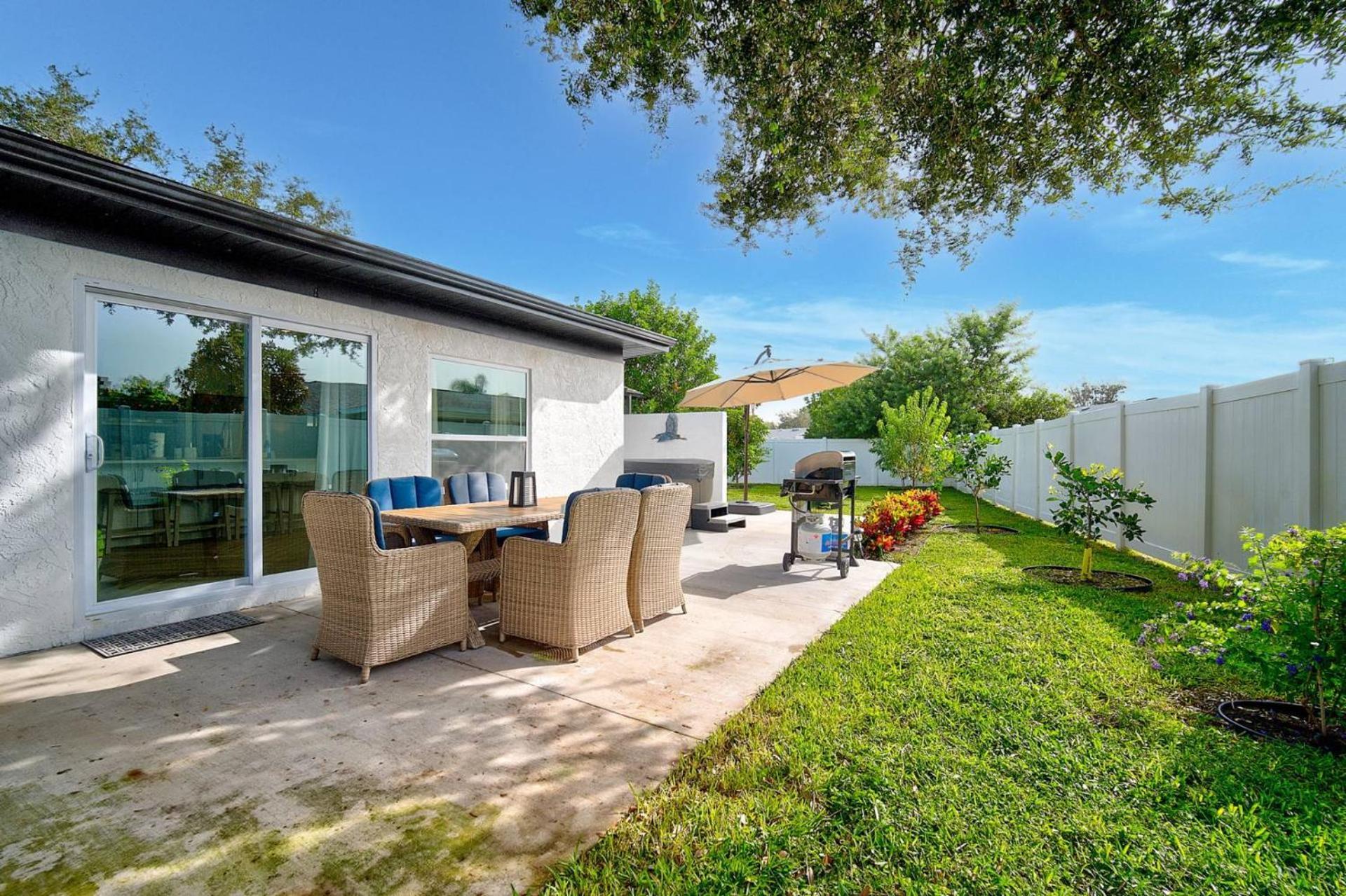 Villa Tranquil Breeze à Bradenton Extérieur photo